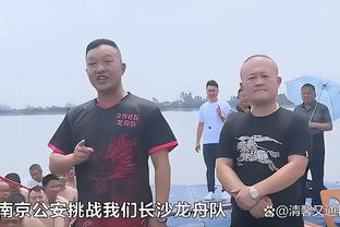 ⚽这球归我了！凯恩社媒庆祝戴帽：一个特别的收藏